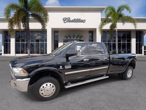 Used 2017 RAM 3500 Laramie Longhorn AWD/4WD image 6