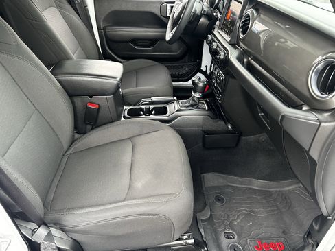 Certified 2023 Jeep Wrangler Sahara w/ LED Lighting Group image 10