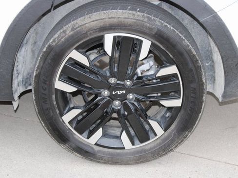 Used 2025 Kia Telluride SX Prestige image 33