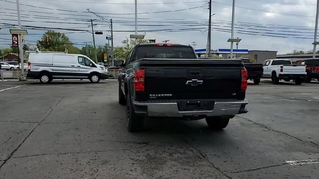 Used 2015 Chevrolet Silverado 1500 LT AWD/4WD image 9