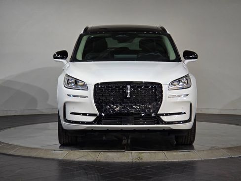 New 2025 Lincoln Corsair Reserve w/ Jet Appearance Package image 7