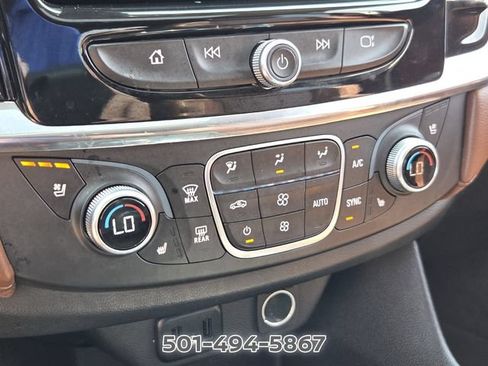 Used 2018 Chevrolet Traverse High Country AWD/4WD image 23