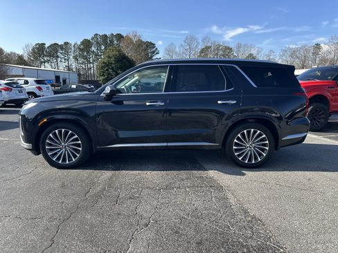 Used 2023 Hyundai Palisade Calligraphy image 5