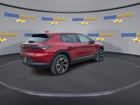 New 2026 Chevrolet Equinox EV LT image 11