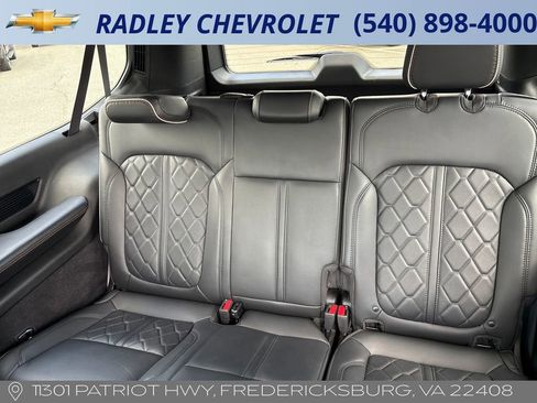 Used 2024 Jeep Grand Wagoneer L Series III AWD/4WD image 25