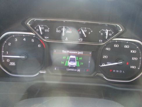 Used 2022 GMC Sierra 2500 Pro w/ Convenience Package AWD/4WD image 18