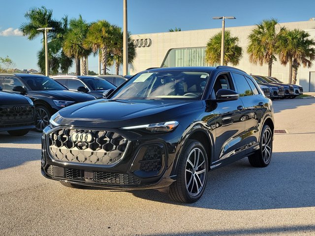 Certified 2026 Audi Q5 Premium Plus AWD/4WD image 3