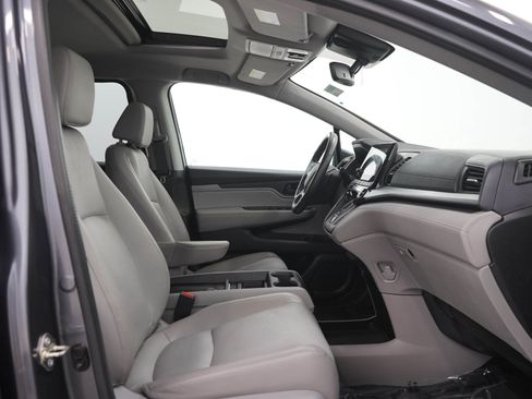 Used 2018 Honda Odyssey EX-L image 13