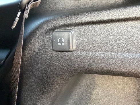 Used 2023 Jeep Grand Cherokee L Laredo AWD/4WD image 32
