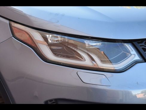 Used 2020 Land Rover Discovery Sport S image 46