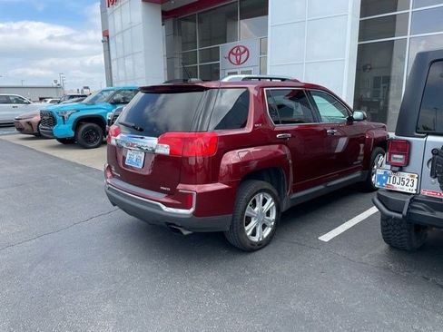 Used 2016 GMC Terrain SLT image 3