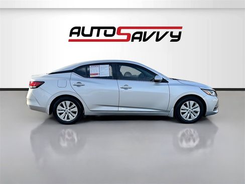 Used 2023 Nissan Sentra S image 8