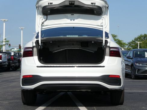 New 2025 Volkswagen Jetta SE image 25