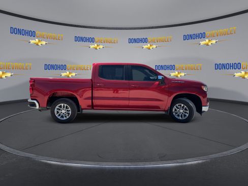 Used 2023 Chevrolet Silverado 1500 LT image 9