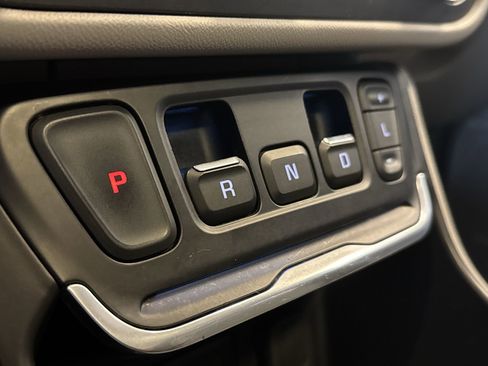 Used 2020 GMC Terrain SLT w/ Preferred Package image 19