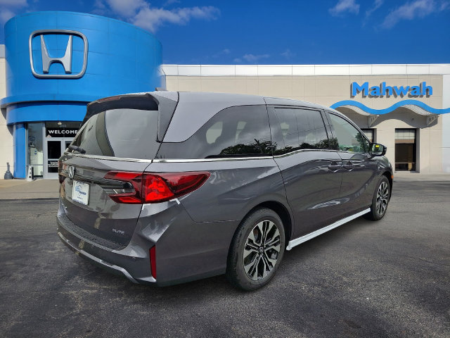 New 2026 Honda Odyssey Elite image 3