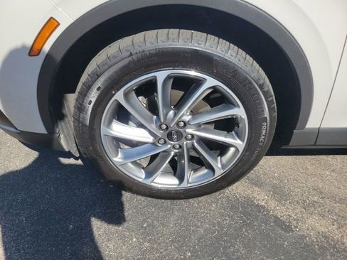 Certified 2024 Lincoln Corsair AWD w/ Equipment Group 101A image 15