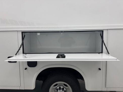 New 2026 Chevrolet Express 3500 w/ Power Convenience Package RWD image 23