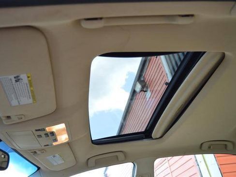 Used 2013 Toyota Avalon Limited FWD image 43