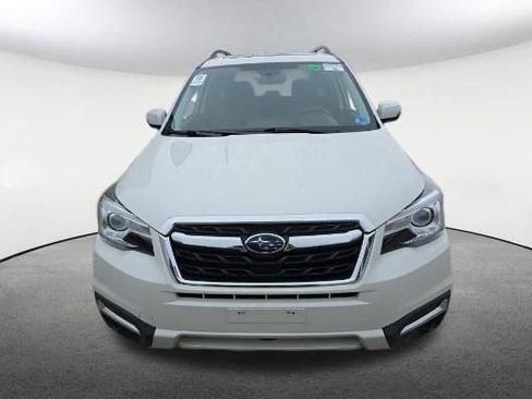 Used 2018 Subaru Forester 2.5i Touring w/ Popular Package #3B AWD/4WD image 2