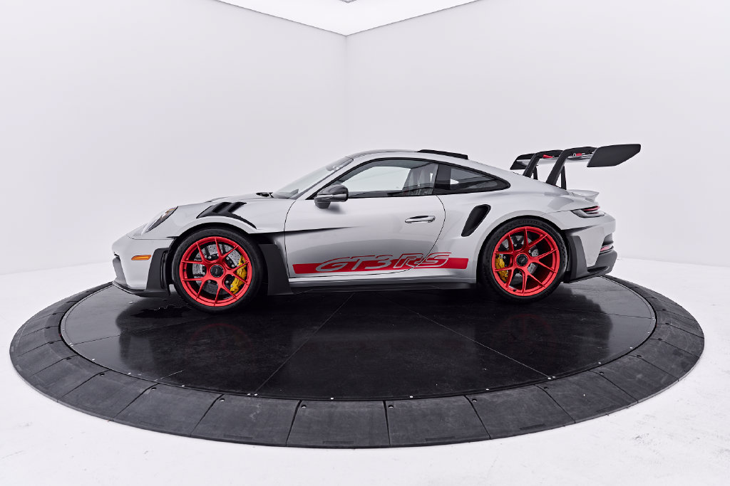 Used 2024 Porsche 911 GT3 RS RWD image 13