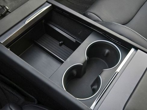 Used 2024 Tesla Model 3 Performance image 21