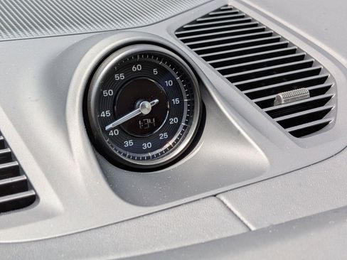 New 2026 Porsche Cayenne Coupe AWD/4WD image 21