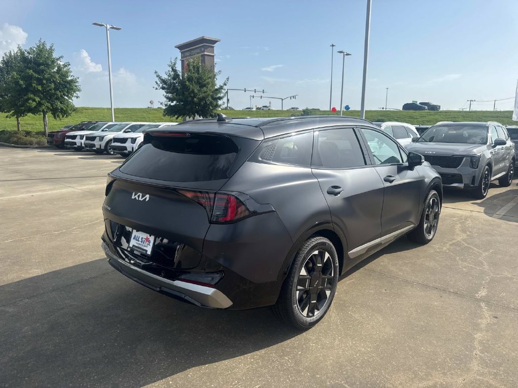 New 2026 Kia Sportage SX FWD image 8