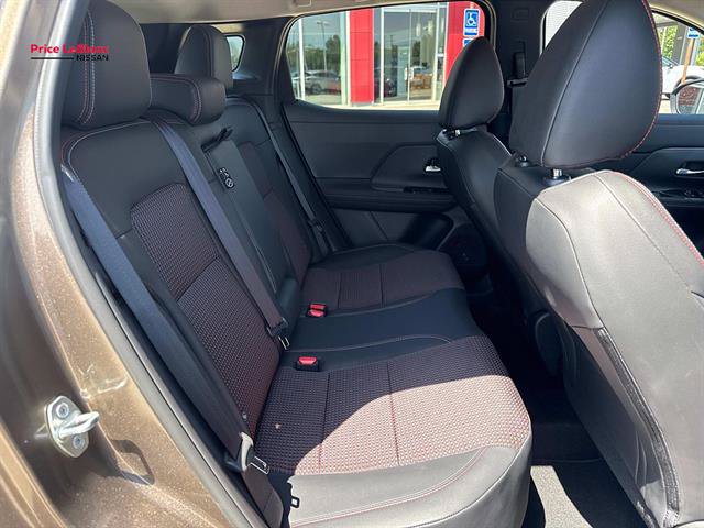 Certified 2025 Nissan Kicks SR FWD image 8