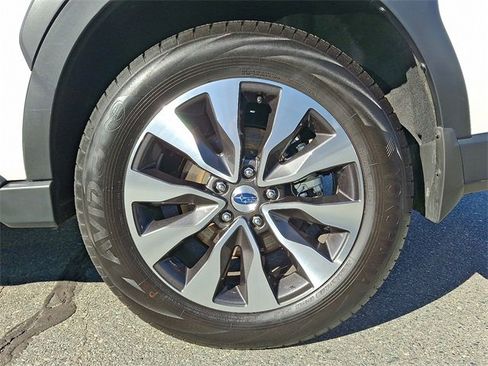 Certified 2025 Subaru Outback Touring XT w/ Popular Package #2 image 8