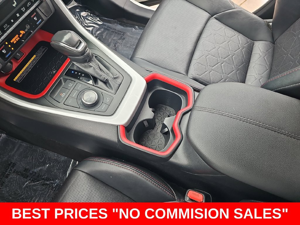Used 2020 Toyota RAV4 TRD Off-Road AWD/4WD image 24