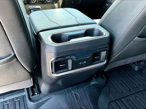 Used 2025 GMC Sierra 1500 Elevation w/ Elevation Premium Package image 31