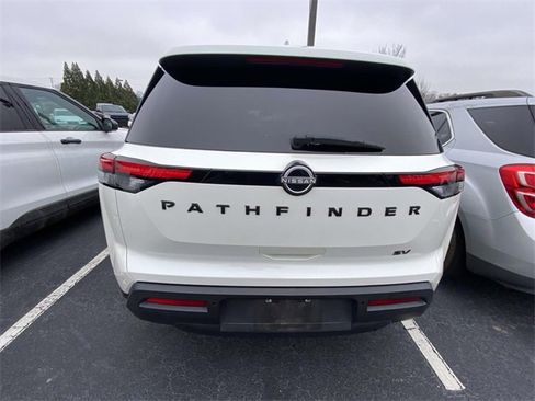 Used 2024 Nissan Pathfinder SV w/ Lighting Package (N92) image 6