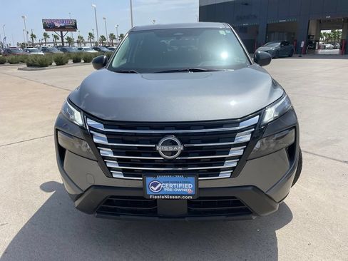 Certified 2024 Nissan Rogue S FWD image 2