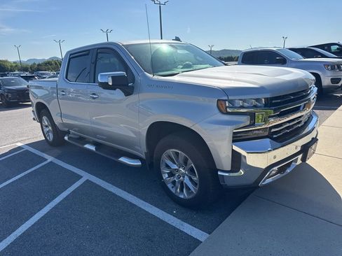 Used 2022 Chevrolet Silverado 1500 LTZ image 2
