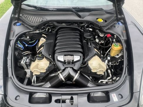 Used 2010 Porsche Panamera S RWD image 39