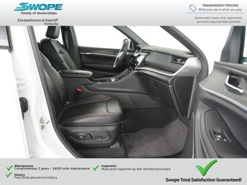 Used 2026 Jeep Grand Cherokee L Limited AWD/4WD image 9