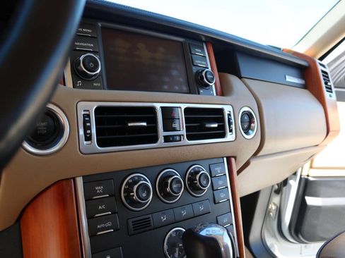 Used 2011 Land Rover Range Rover HSE AWD/4WD image 54