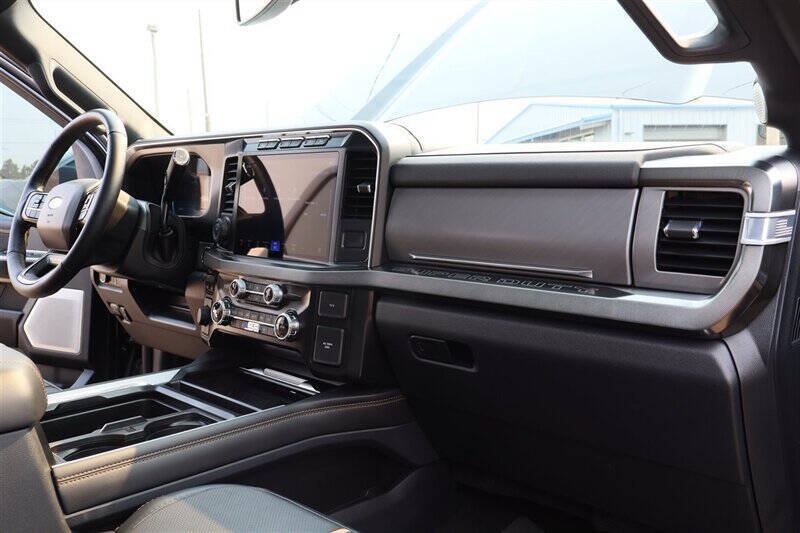 Used 2024 Ford F350 Platinum AWD/4WD image 35