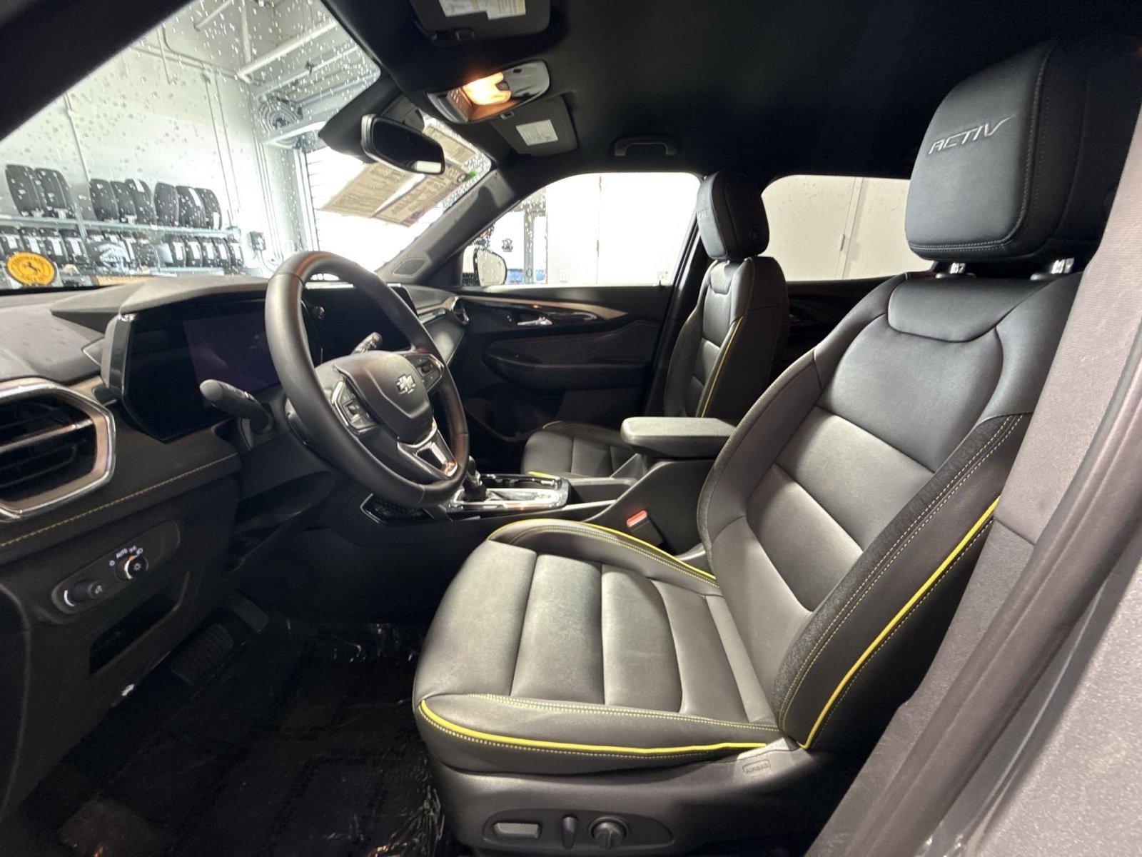 Used 2026 Chevrolet TrailBlazer ACTIV w/ Convenience Package FWD image 23