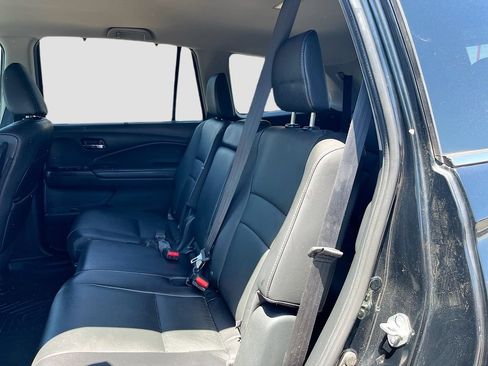 Used 2021 Honda Pilot Special Edition image 24