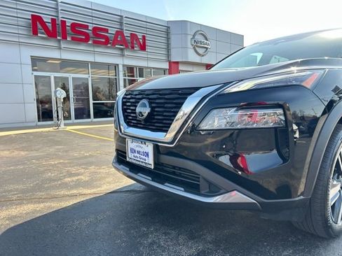 Used 2023 Nissan Rogue SL image 17