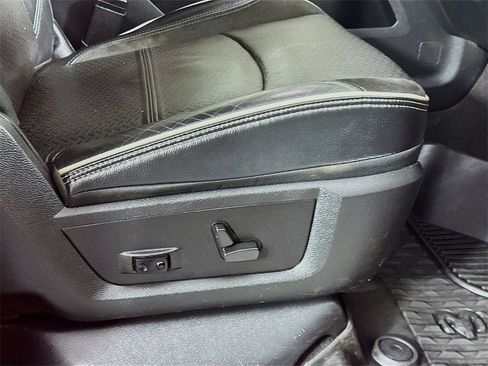 Used 2022 RAM 3500 Laramie image 23