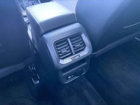 Certified 2023 Volkswagen Tiguan SE R-Line AWD/4WD image 27