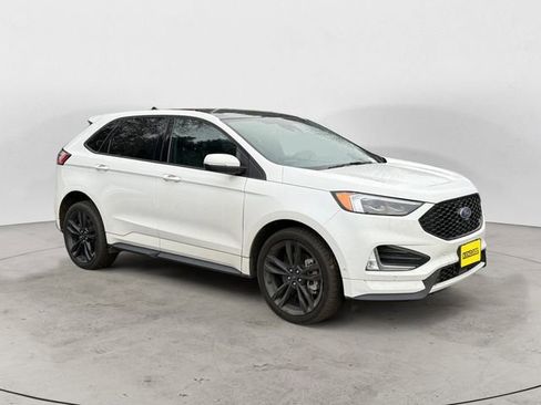 Used 2022 Ford Edge ST w/ Equipment Group 401A image 7