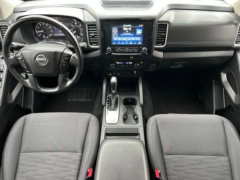 Used 2022 Nissan Frontier SV image 14