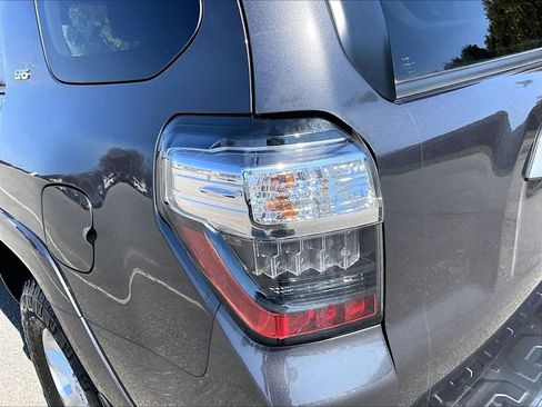 Used 2022 Toyota 4Runner SR5 RWD image 34