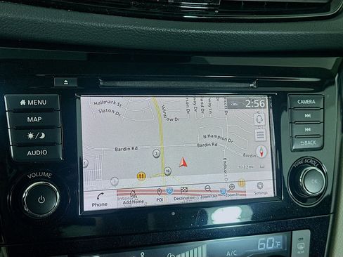 Used 2022 Nissan Rogue Sport SL image 21