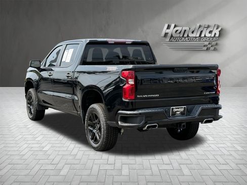 Used 2022 Chevrolet Silverado 1500 Custom Trail Boss AWD/4WD image 8