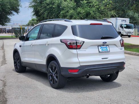 Used 2017 Ford Escape Titanium AWD/4WD image 5